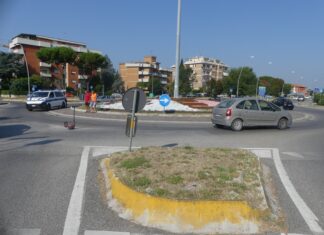 Fano: scontro auto-monopattino, ferito sessantenne
