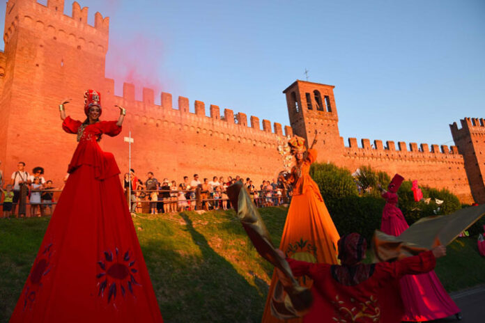 The-Magic-Castle-Gradara-acrobati