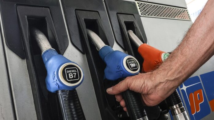 benzina-il-salasso-per-ora-rimane-dallinizio-dellanno-prezzi-stabili_0d22ac7e-910c-11ed-85b1-d10a2580054c_1920_1080_original