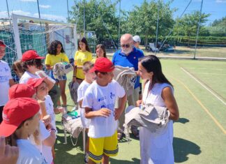I ragazzi puliscono la città di Fano: Aset Spa e centri estivi Jump insieme per un mondo migliore