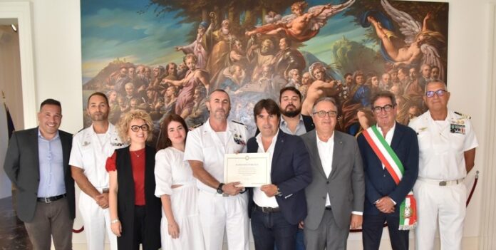 Encomio Porcelli2