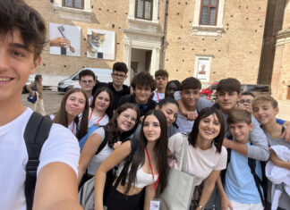 Omaggio a Italo Calvino: a Urbino il Liceo Laurana Baldi nella Biblioteca del Duca Federico