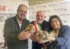Acqualagna, la 58esima Fiera parte col botto. Trovati due tartufi bianchi, uno da un chilo e uno da 700 grammi