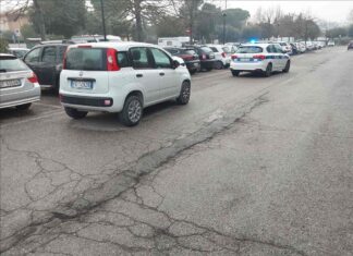 Fano, pedone investito vicino al cimitero. Illeso