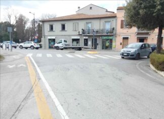 Fano, anziano investito da un’automobile sulle strisce pedonali