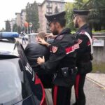 Cagli: 40enne ai domiciliari per maltrattamenti in famiglia. Ha minacciato la moglie con un fucile