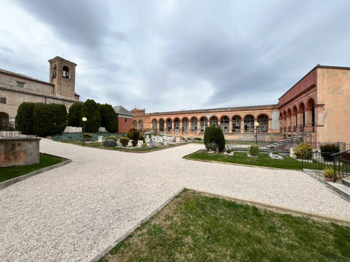 cimitero cartoceto 2