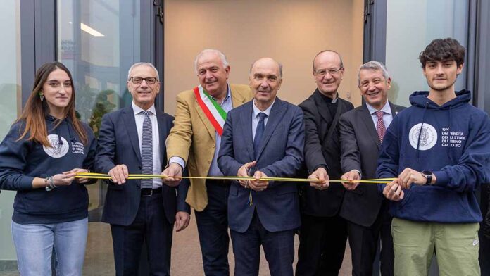inaugurazione-petriccio-nastro