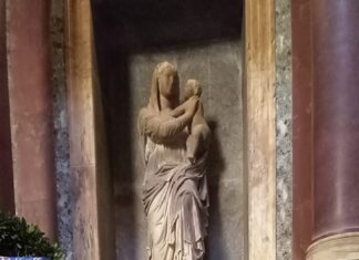 Raffaello onorato al Pantheon