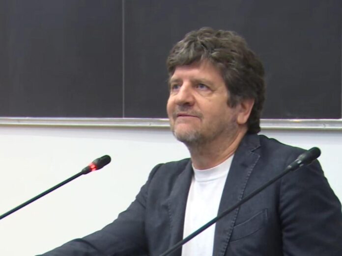 1715717713733_de_luigi_urbino