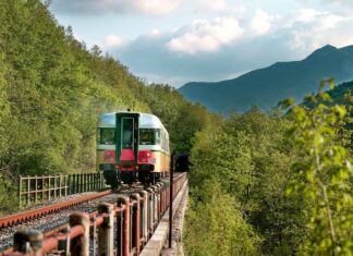 Alla BIT presentati i dati su treno storico Ancona-Fabriano-Sassoferrato-Pergola, mura storiche e ciclovie