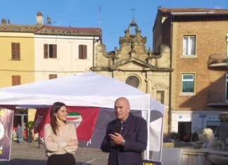 Marco Rizzo a Fano: “Vogliamo una democrazia sovrana e popolare, l’UE iper-atlantista sta portando la guerra mondiale dentro i confini del nostro continente”