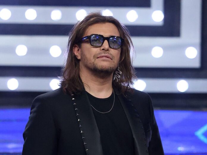 gianluca-grignani-attends-sanremo-giovani-2022-at-casin-c3-b2-di-news-photo-1674215016