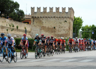 Giro d’Italia, scatta il conto alla rovescia. Tutta Fano in festa per l’arrivo della carovana rosa