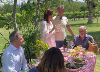 Enoturismo Marche: dalla vigna alla tavola con Gioachino Rossini opera food. Appuntamento alla Cantina Mariotti di Colli al Metauro