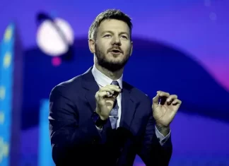 Fano, Cattelan a Passaggi Festival: “Così è nata la casa editrice ‘Accento'”