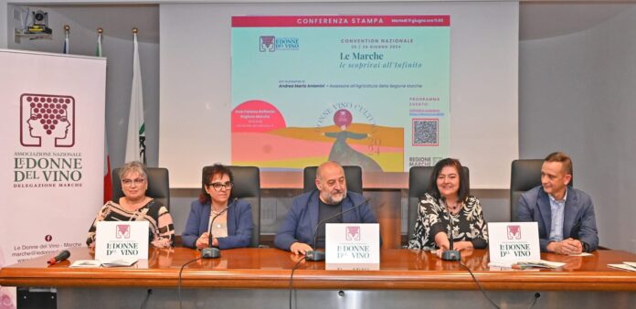 donne del vino delle Marche conferenza stamap convention _n