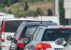 Flaminia, lunghissime code nella giornata di ieri al semaforo di Cantiano. Disagi per le attività ricettive