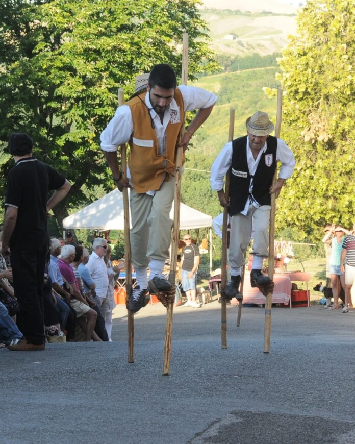 trampoli foto