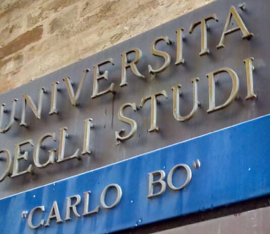 Rete degli Studenti Medi di Pesaro-Urbino e Unione Universitari di Urbino si mobilitano per il diritto allo studio: “Scuola e università sempre meno accessibili”