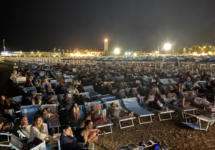 CineFortunae in spiaggia 01