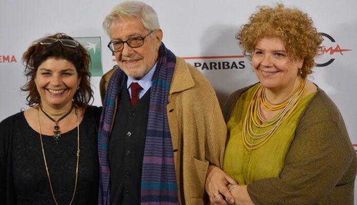 Ettore Scola con le figlie Silvia e Paola