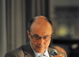 Un fumetto sulla vita di Manzoni. A San Costanzo la presentazione della graphic novel di Francesco Fioretti
