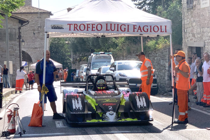 TLF24 Fazzino schierato al via a Gubbio su Osella Pa30 Zytek