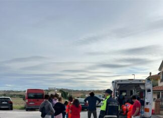 Fano, urto bici-monopattino tra due amici: uno resta ferito