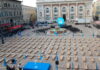 Sicurezza sul lavoro, la Uil Marche porta 146 bare in piazza del Popolo a Pesaro: “Basta morti e infortuni”