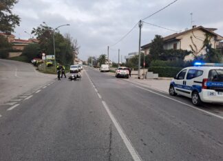 Fano, centauro ferito in uno scontro sull’Adriatica