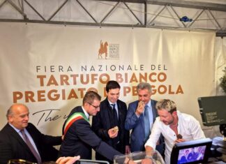 Il Maestro Sorbillo, Slow Food, il treno storico, Giornate Fai: arriva la seconda domenica della Fiera del Tartufo di Pergola