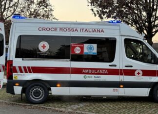 Nuova ambulanza per la Croce Rossa Italiana di Fano. Domenica l’inaugurazione in piazza XX Settembre