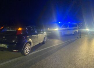 Fano, tamponamento sulla Sp45, in ospedale giovane donna