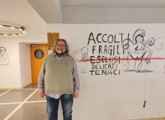 A Bologna la ‘mostra partecipativa’ del fanese Raffaele Gerardi: “Colorate anche voi i miei disegni, non si è artisti se si è da soli”