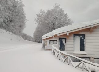 Monte Catria, si scia: impianti aperti tutti i giorni fino al 6 gennaio