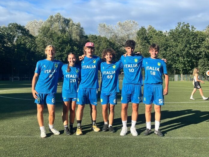 gruppo UFFA in azzurro