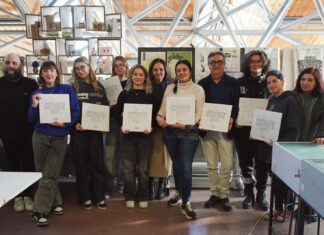 Colli al Metauro: Auguri vibranti di buon anno dal calendario degli studenti