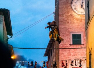 Urbania, la Befana si prepara a portare i doni in hotel, B&b e agriturismi