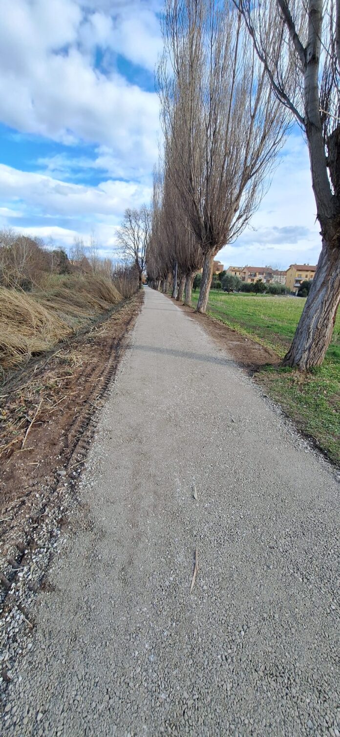 foto sistemazione argine destro
