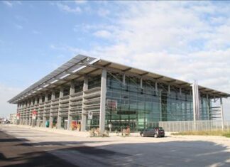 Acquaroli: “L’aeroporto delle Marche cresce del 16%, più della media nazionale, tra i migliori 10 in Italia”
