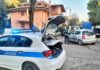 Fano, urtato autocarro di bottiglie: strada invasa da cocci di vetro e cassette in plastica