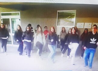 Gli studenti dell’Istituto ‘Celli-Michelini Tocci’ di Cagli ballano per libertà, uguaglianza e contro ogni forma di discriminazione