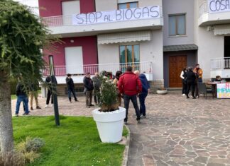 Acqualagna: 500 firme contro l’impianto di biogas. Rende l’aria irrespirabile