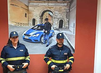 Venti chili di hashish in autostrada: arrestato dalla polizia stradale di Fano