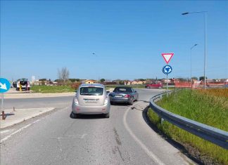 Fano, tamponamento a due all’incrocio Flaminia-Moriconi