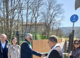 Inaugurato il ponte ciclo pedonale ad Acqualagna