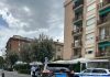Fano, automobile abbatte cartello della segnaletica stradale