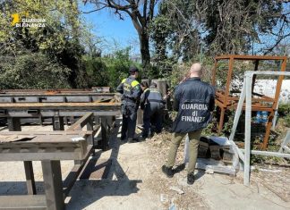 Sequestrata un’area con 200 tonnellate di rifiuti industriali a Montelabbate