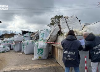 Guardia di Finanza Pesaro e Urbino: sequestrati 564.000 chilogrammi di rifiuti e un’area di 465 mq.